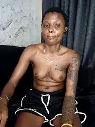 Nimah_ webcam model stream image