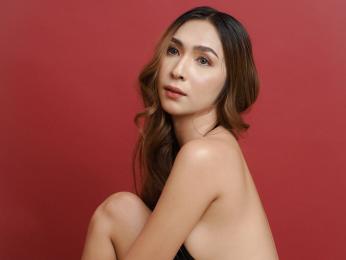 LucyStart webcam model stream image