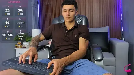 Leo_santoro webcam model stream image