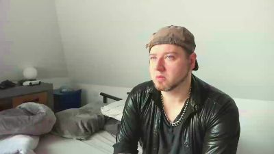 RLPlover webcam model stream image