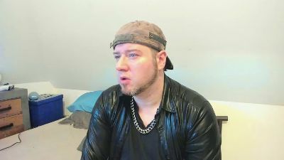 RLPlover webcam model stream image