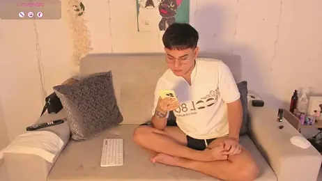 Young_Ben webcam model stream image