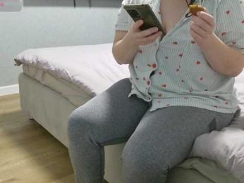 Milaa1998 webcam model stream image