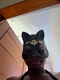 Nottynadiaa webcam model stream image