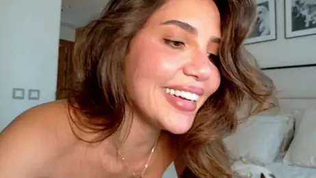 Itslillybloom webcam model stream image