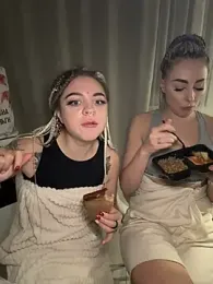 TwixCouple webcam stripchat model stream image