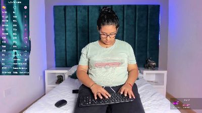 DanielleEvanss_ webcam cam4 model stream image