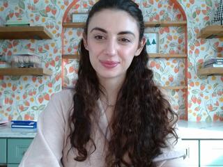 Gigi Belle webcam model stream image