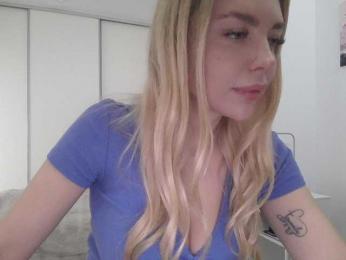 pinkpanther8899 webcam model stream image