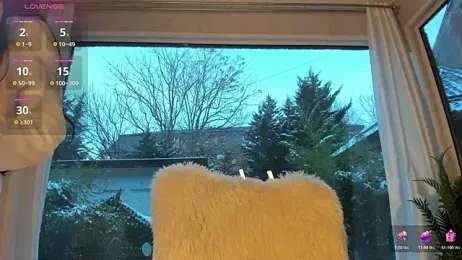 Naila18 webcam model stream image