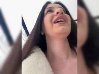 EvaRoughe webcam model stream image