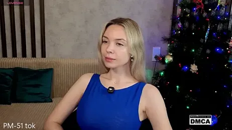 Holl1Would webcam stripchat model stream image