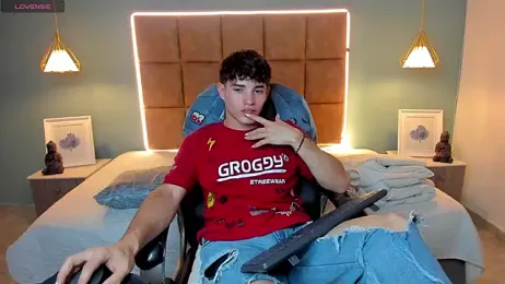 AlejooTwink webcam model stream image