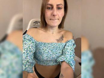 Kiza9 webcam bongacams model stream image