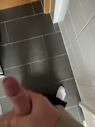 timtom19 webcam model stream image