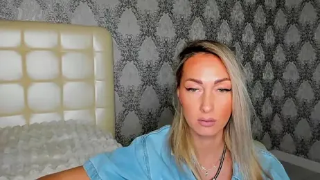 StarryHanna webcam model stream image