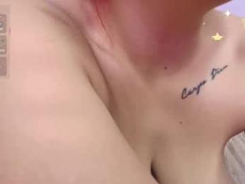 aria_li webcam model stream image