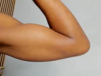 daffnelewis webcam model stream image