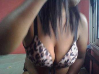 Edwiga webcam model stream image