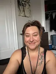 NymphoBuzi webcam stripchat model stream image