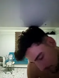 Yasinyasin7 webcam model stream image