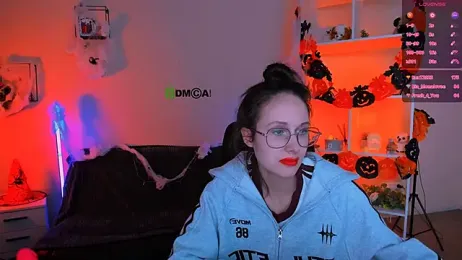 mona_cloud webcam stripchat model stream image