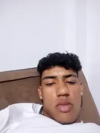 Lale-Adrian webcam model stream image