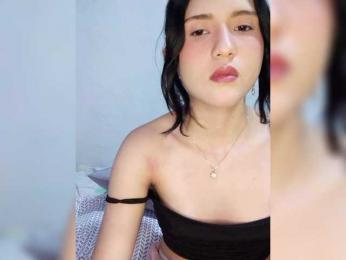 Kitty-midnight webcam model stream image