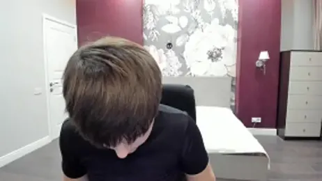 EmiliaYours webcam model stream image