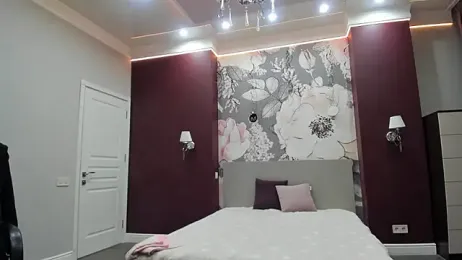 EmiliaYours webcam stripchat model stream image