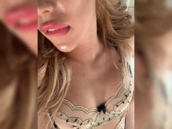 Vikisexa webcam model stream image