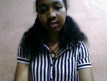 diniah22 webcam model stream image