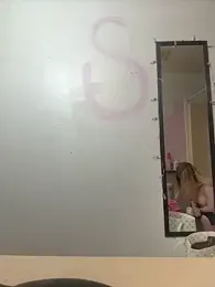 Milf-N-Kookies webcam model stream image