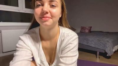 YevetteJakeman webcam model stream image