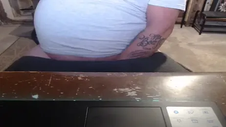 Newfiesausage1972 webcam model stream image