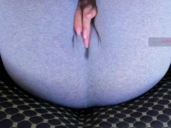 Kira-Kell webcam model stream image