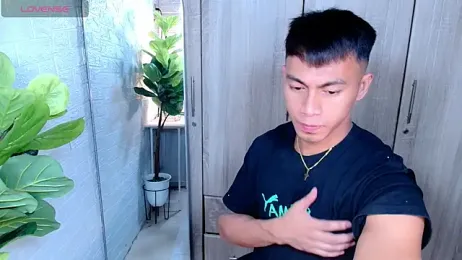 PinooyMilker webcam model stream image