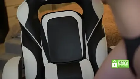 LindaWarners webcam model stream image