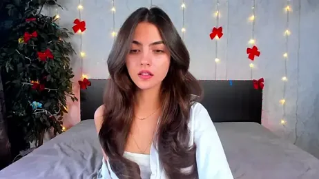 Milana_Crystal_ webcam model stream image