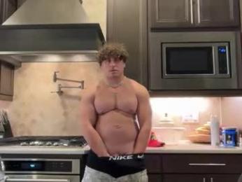 hungkingg22 webcam chaturbate model stream image