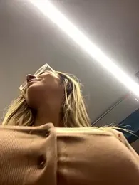 Isabella_Varella webcam model stream image