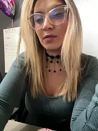 Isabella_Varella webcam model stream image