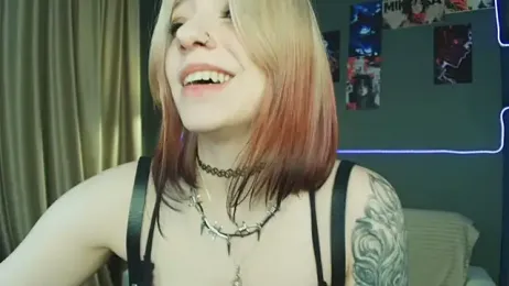 arielabradberry webcam stripchat model stream image