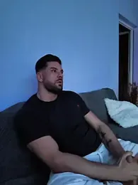 Angelo_33 webcam model stream image