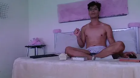 COUPLEHOTTDF webcam model stream image