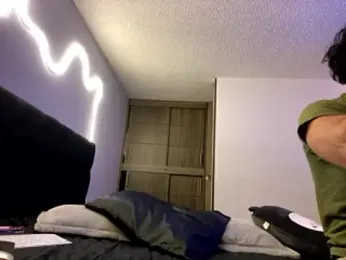 DesireLuxe webcam stripchat model stream image