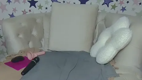 White_daisy webcam model stream image