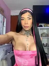 caroline_cossei webcam stripchat model stream image