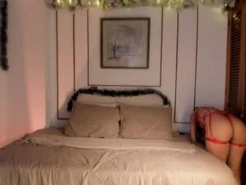 connie_deep webcam model stream image