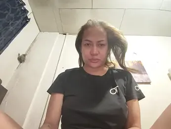 HugeKatarinaTS webcam model stream image